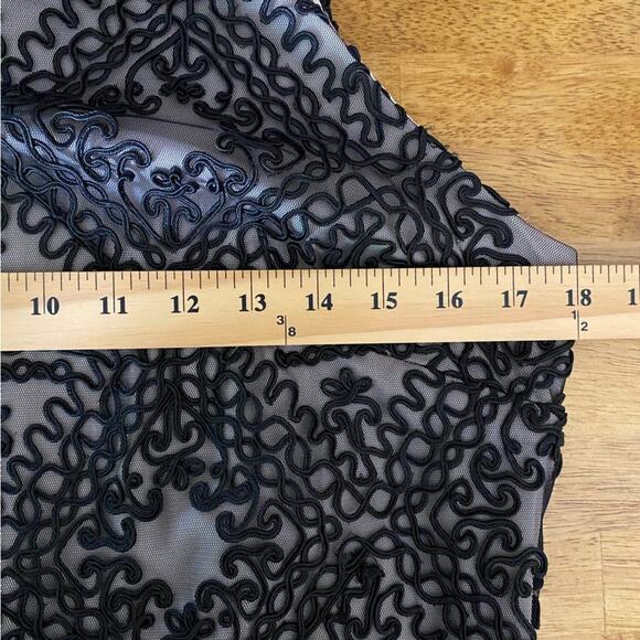 Nicole Miller Black Embroidered Applique Overlay High Neck Sheath Dress Size 12 - Picture 15 of 16